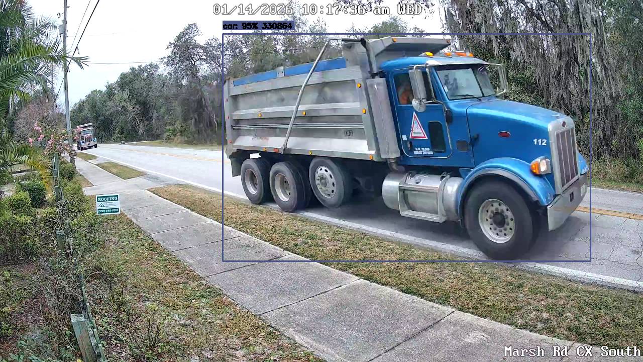 Blue J&Y dump truck on Marsh Road